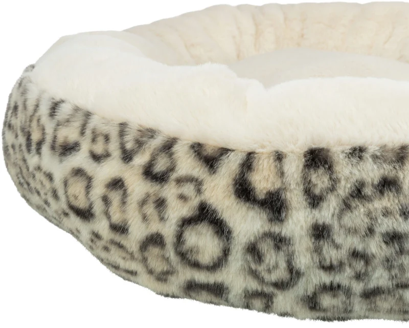 Bett Leo