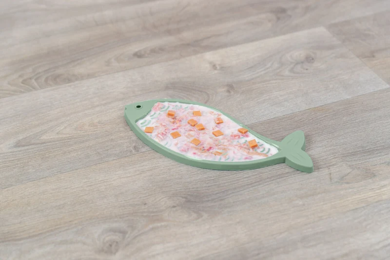 Lick'n'Snack Schleckmatte in Fischform für Katzen
