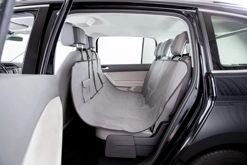 Autoschondecke mit Taschen und integrierter Packfunktion