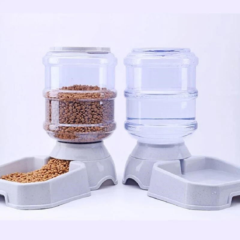 3.8L Plastic automatic feeder and water