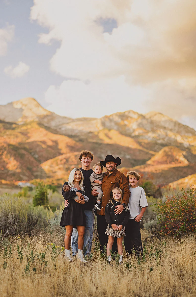 FAMILY MINI SESSIONS!