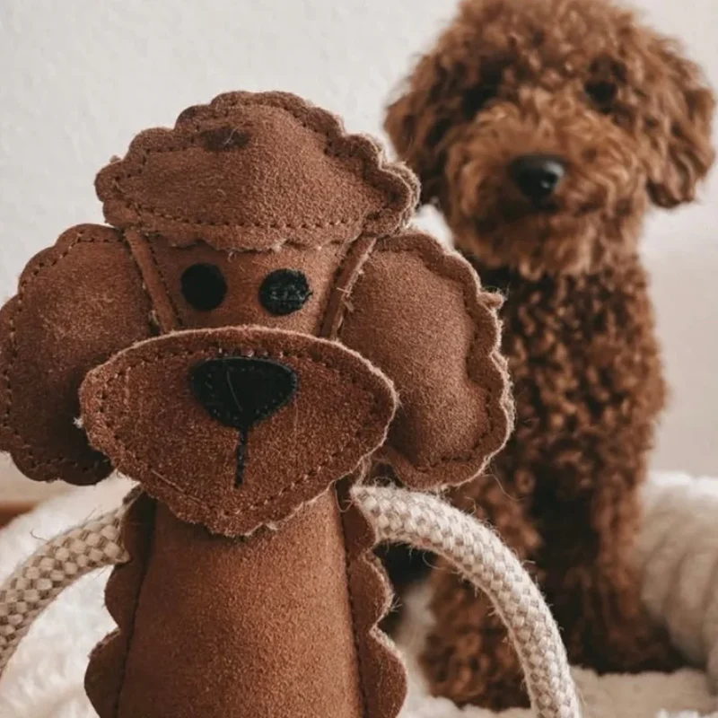 Fräulein Plath Hundespielzeug Pudel | 100% schadstoffgeprüft | Upcycling Leder