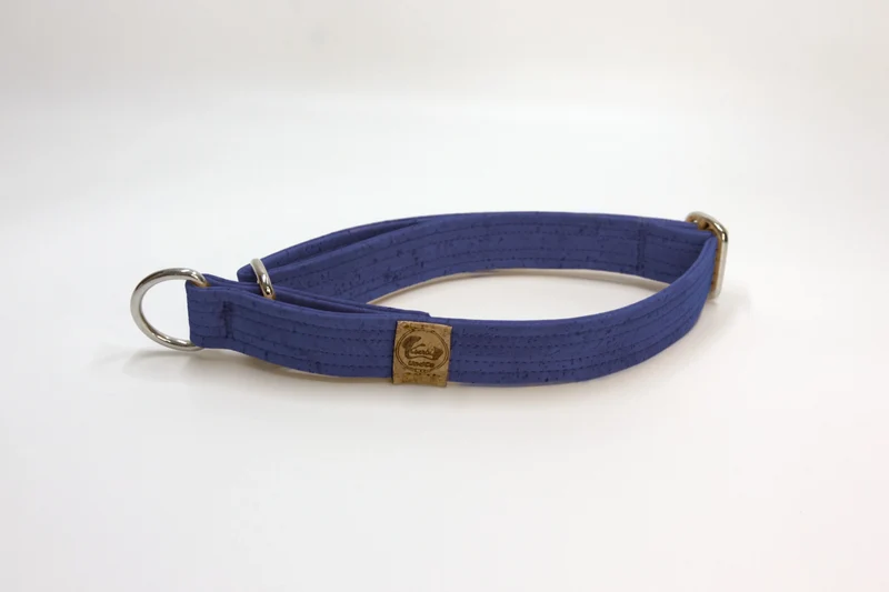 Zugstopp Halsband | Korkleder | Umweltfreundlich | Robust & Vegan | Denim | Beschläge wählbar