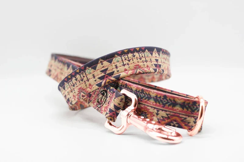 Korkleder Hundeleine | Robust & Vegan | Ethno pink | Beschläge wählbar