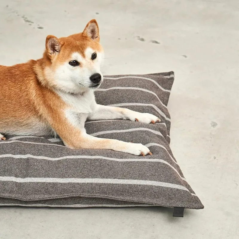 Riga Hundekissen Slim Schokolade/Greige