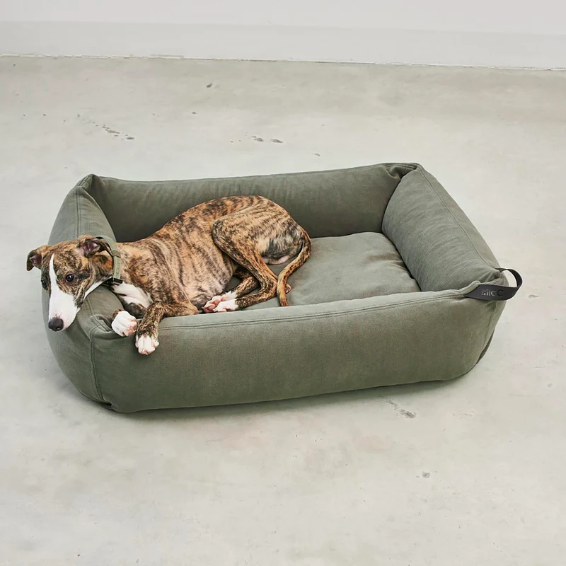 Comodo Box Dog Bed