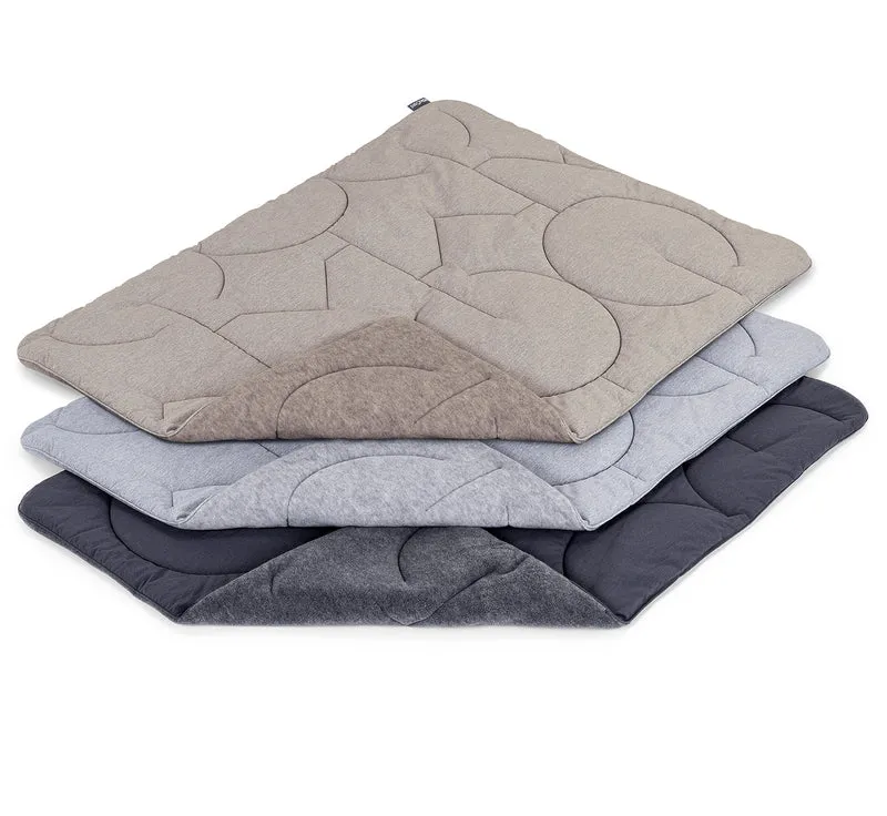 Linea Quilted Dog Blanket