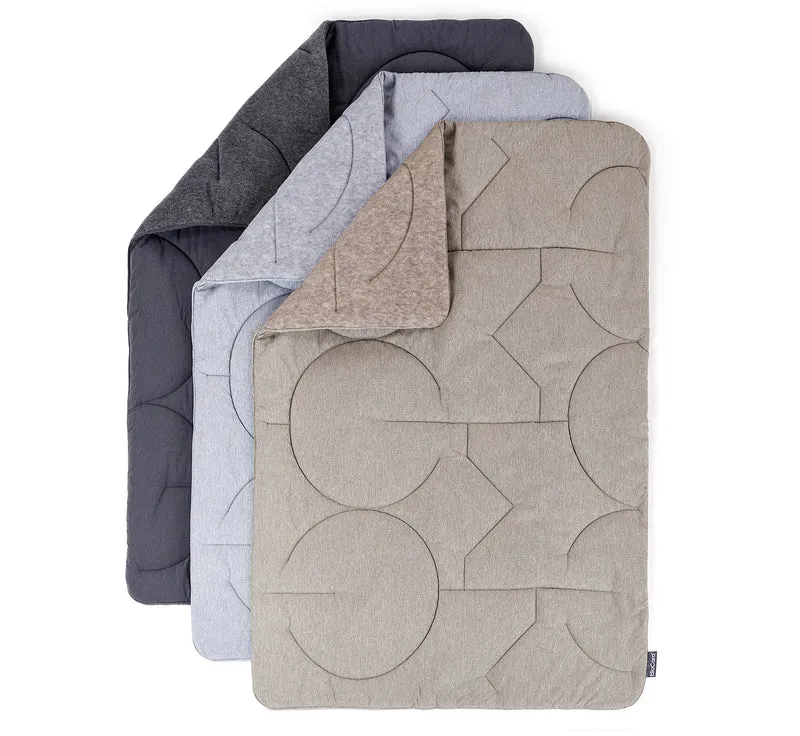 Linea Quilted Dog Blanket