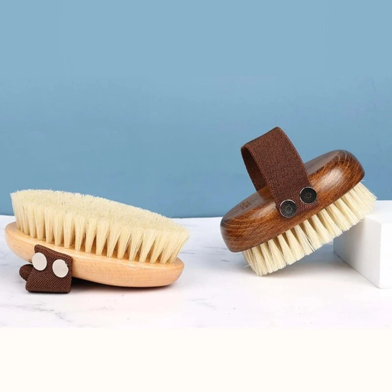 OakShine™ Bristle Brush