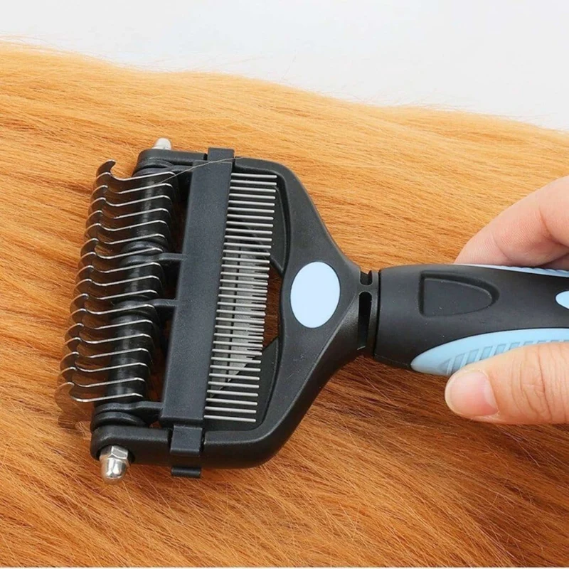 3-in-1 Dog Brush | Deshedding & Dematting