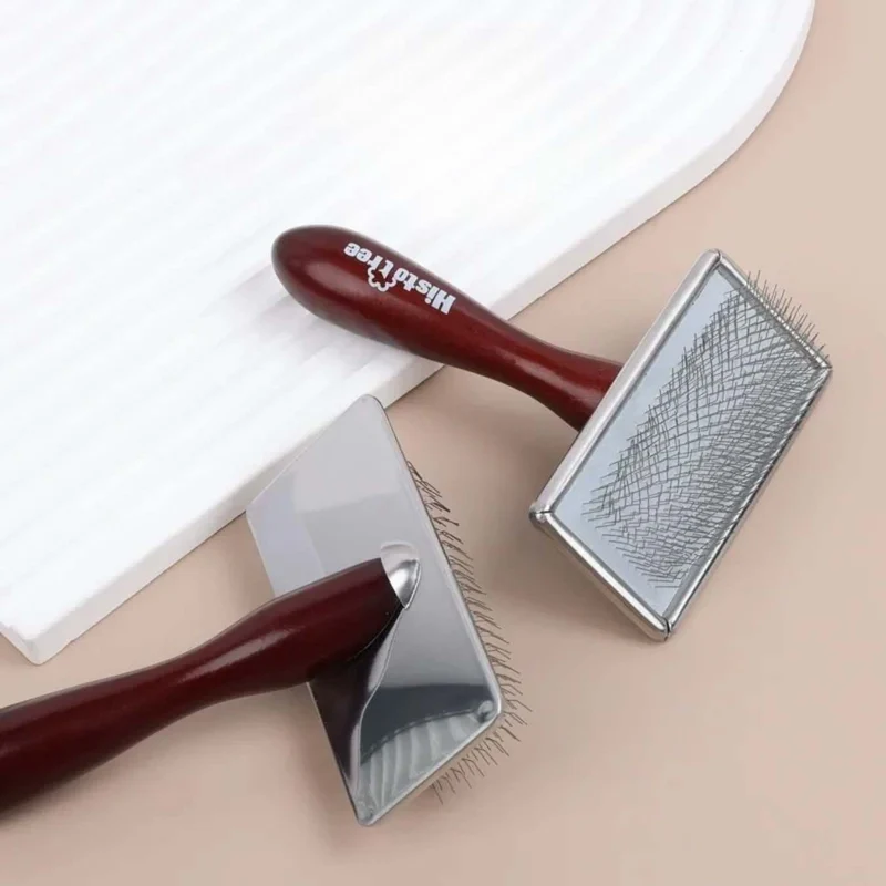 The Forest™ Slicker Brush