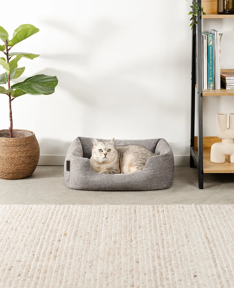 Katzenbett mit Wendekissen & meliertem Außenstoff