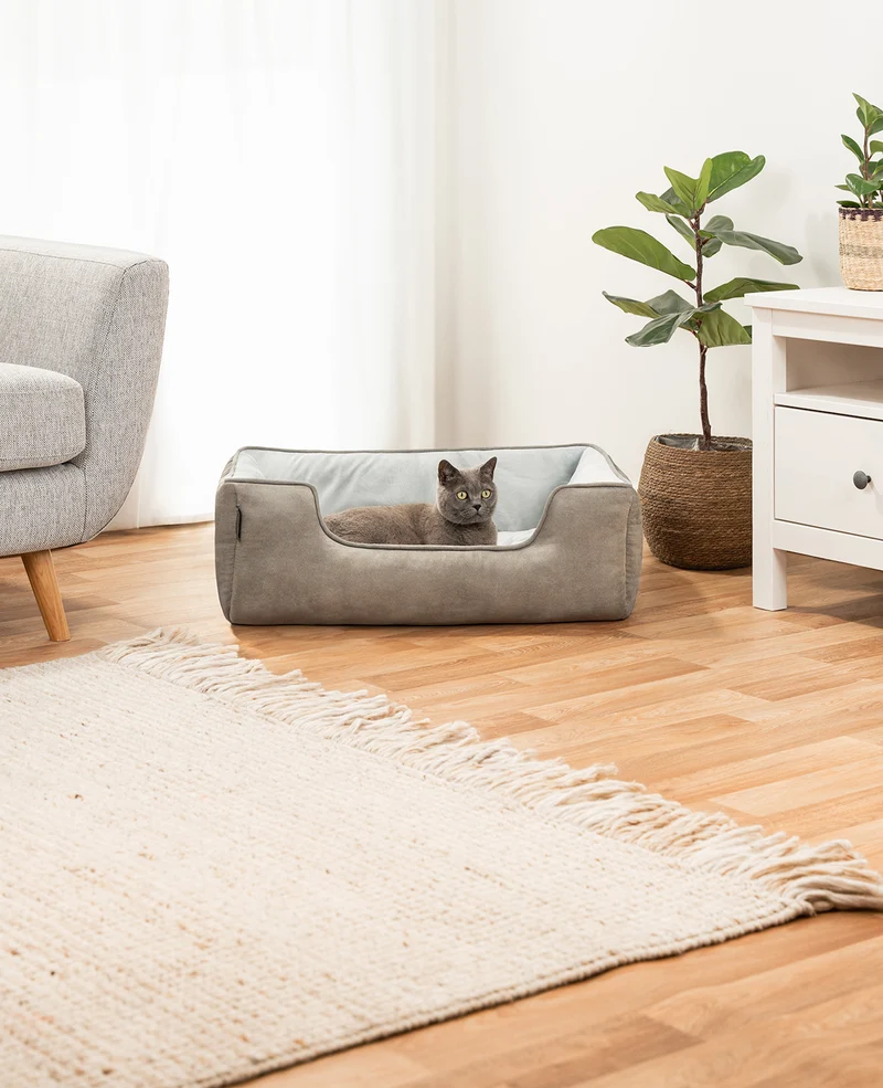2-in-1 Katzenbett in Wildlederoptik