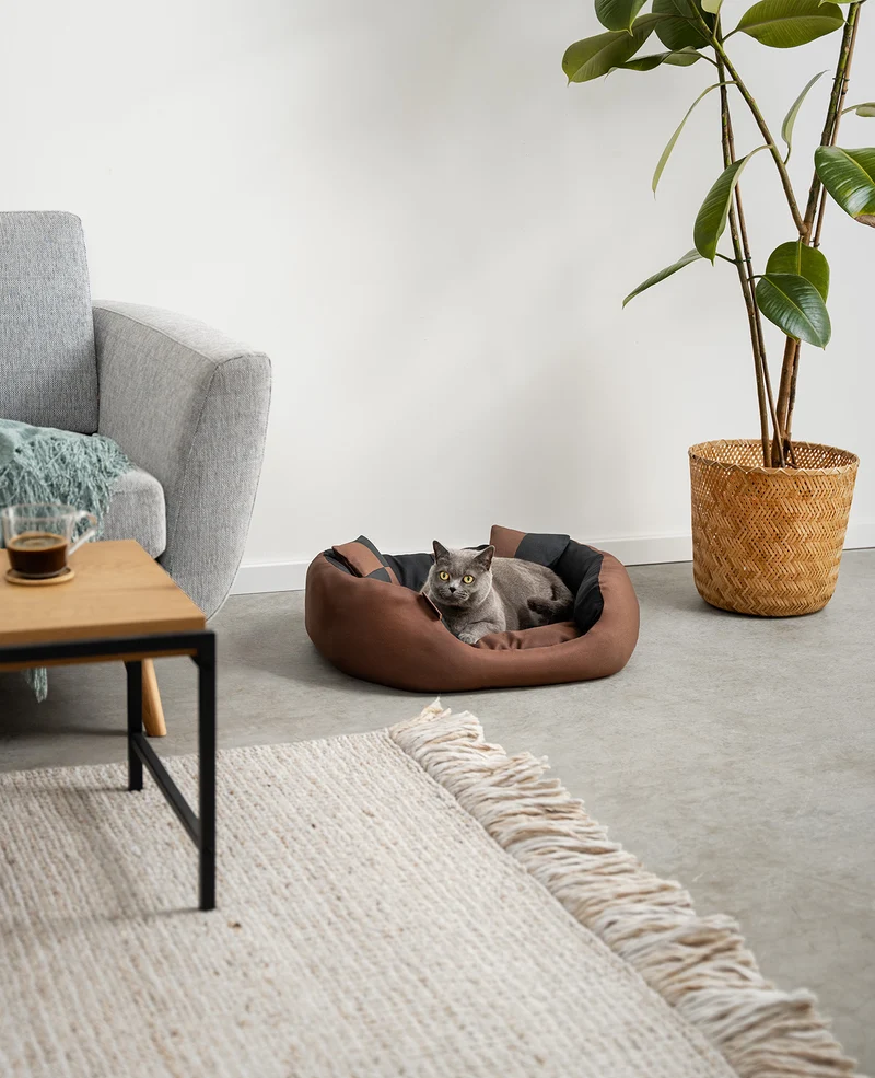 4-in-1 Katzenbett mit Wendekissen