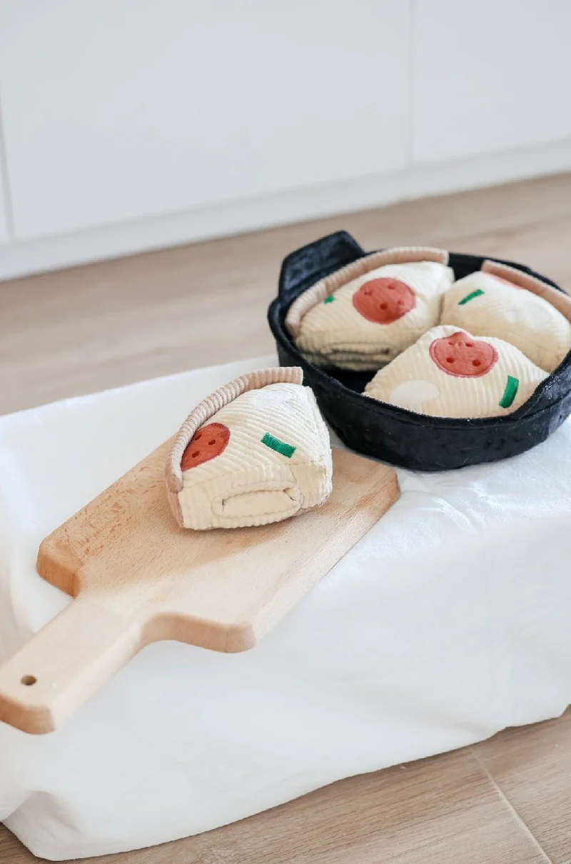 Hundespielzeug Pizza