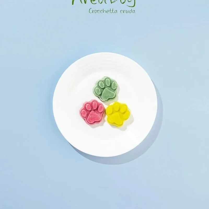 Gelado para cães e gatos - caixa 6 x 40 g - 3 sabores x 2: Banana e açafrão, maçã e acelga vermelha, pera e algas espirulina - 100% Pet Friendly - fresco e saboroso - Made in Italy