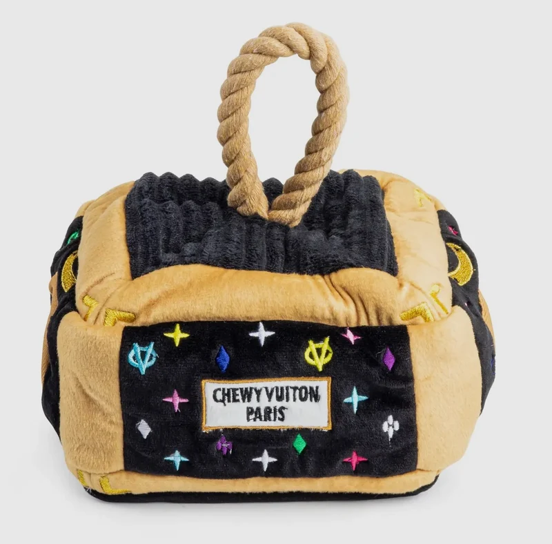 Chewy Vuiton Trunk Hundespielzeug schwarz