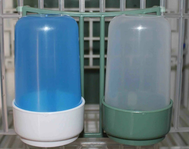 Trinkbrunnen Blau Anti-Auslauf-System 100ml - Moldes Ave