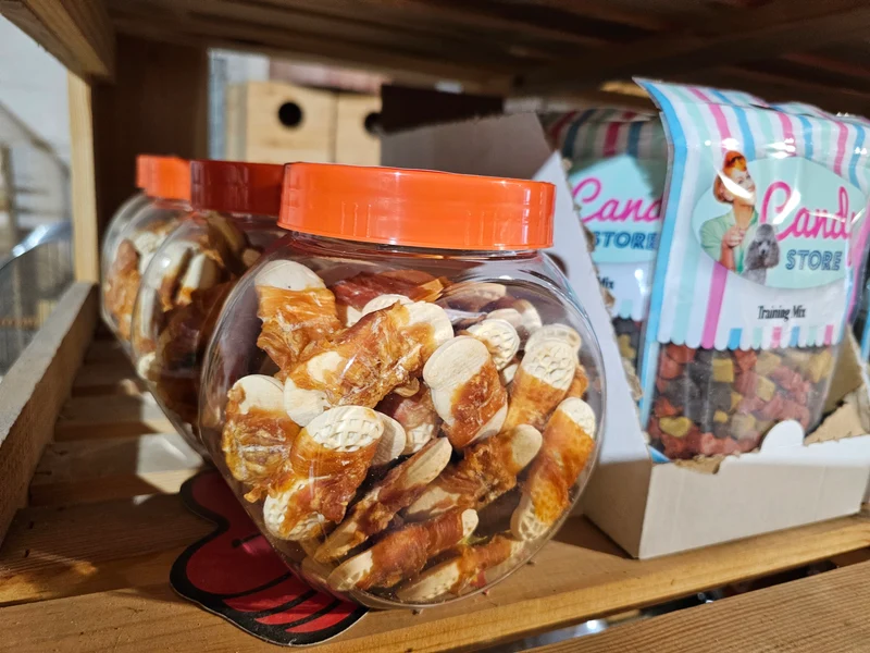 Duvoplus Hähnchen- und Keks-Wraps 400 Gramm ± 52 Stück