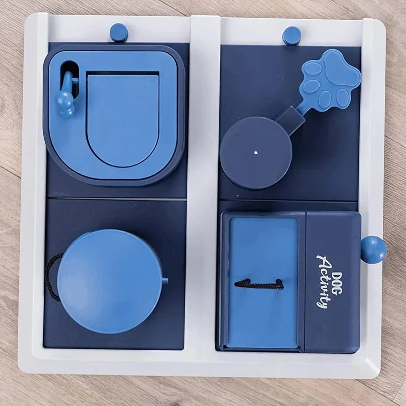 Trixie Brinquedo "Inteligente" - Dog Activity Poker Box 2, 31 × 10 × 31 cm, Nível 2
