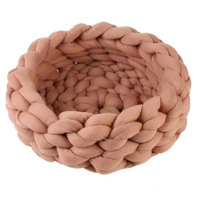 Cama / Cesto para Gatos ou Cães de Raças Pequenas