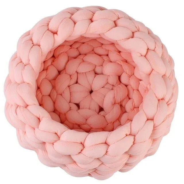 Cama / Cesto para Gatos ou Cães de Raças Pequenas