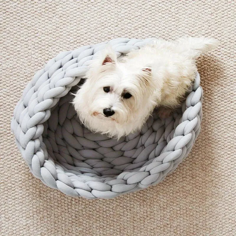 Cama / Cesto para Gatos ou Cães de Raças Pequenas