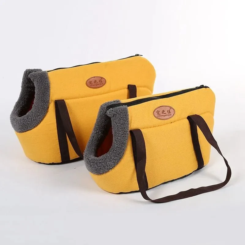 Transportadora de Inverno Quentinha e Lavável para Cães ou Gatos