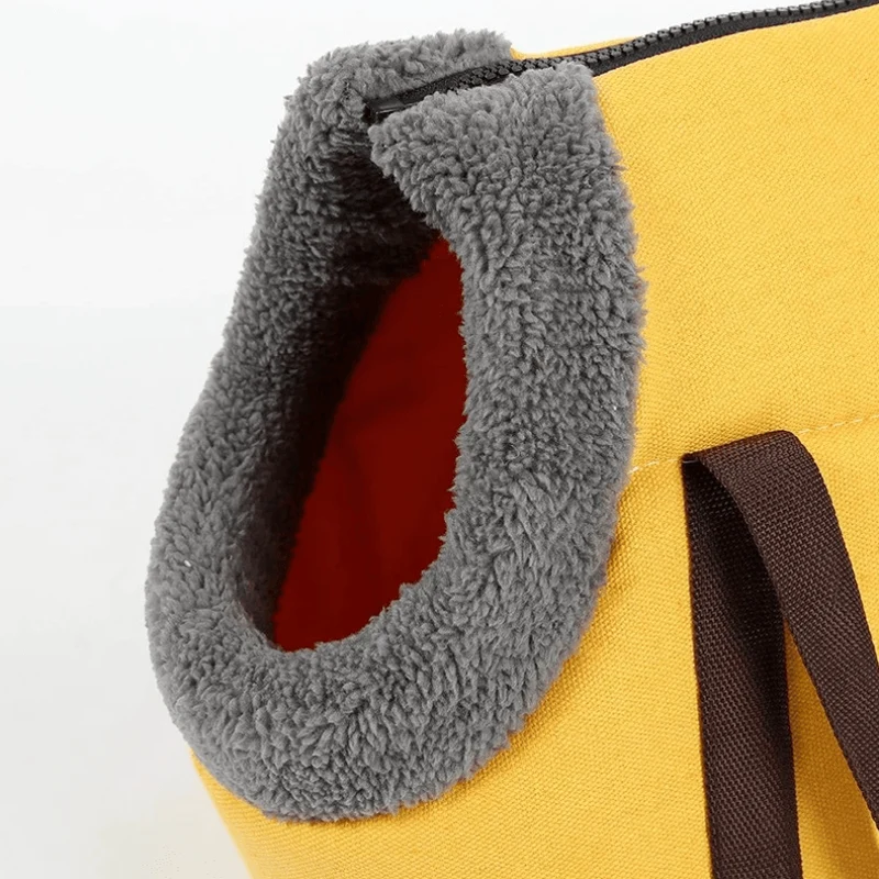 Transportadora de Inverno Quentinha e Lavável para Cães ou Gatos