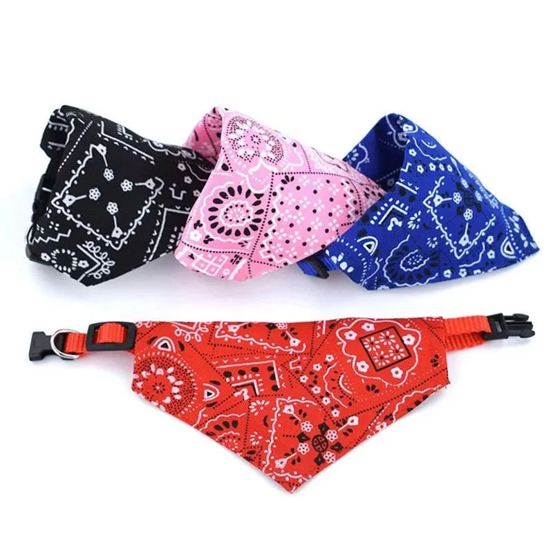 Bandana triangular ajustável para cães