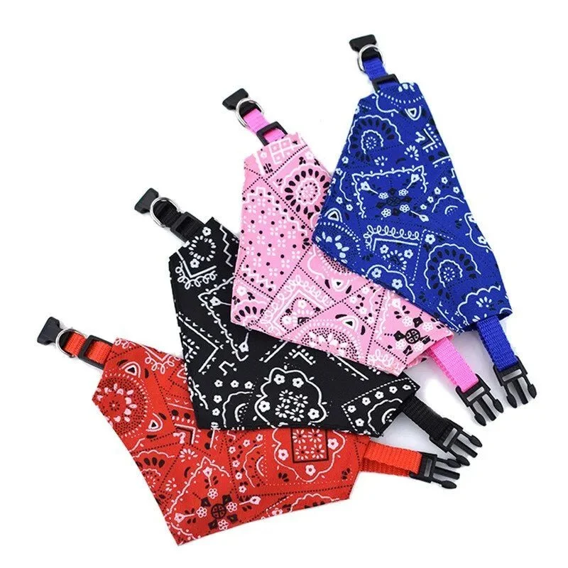 Bandana triangular ajustável para cães