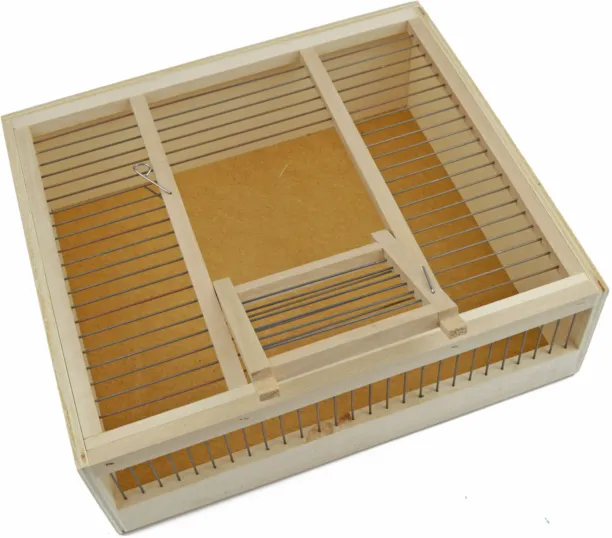 Einzelne Transportkiste aus Holz 35x31x11