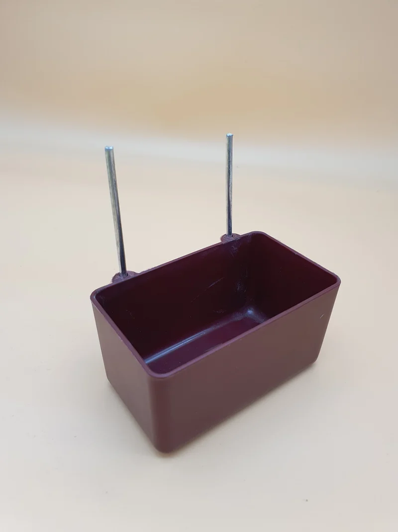 Essbecher aus Kunststoff, gemischte Farben